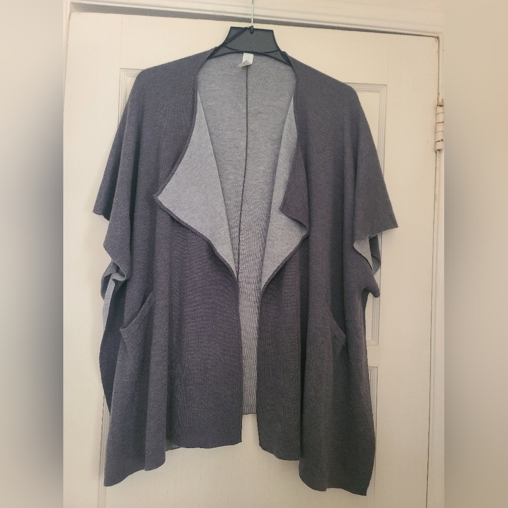 Lululemon poncho